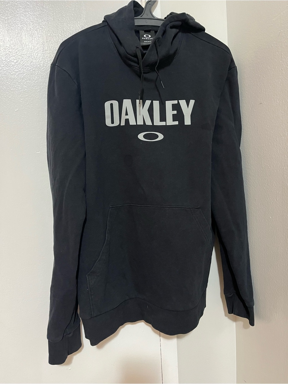 Oakley Black Pullover Hoodie with Front Logo